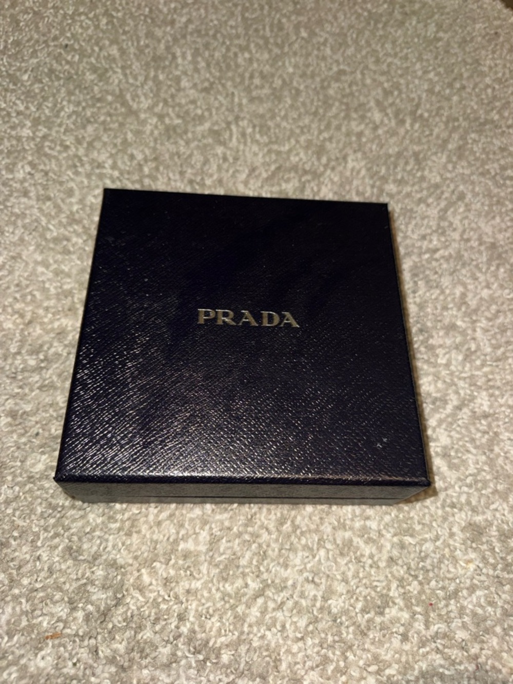 Prada de-nylon scrunchie